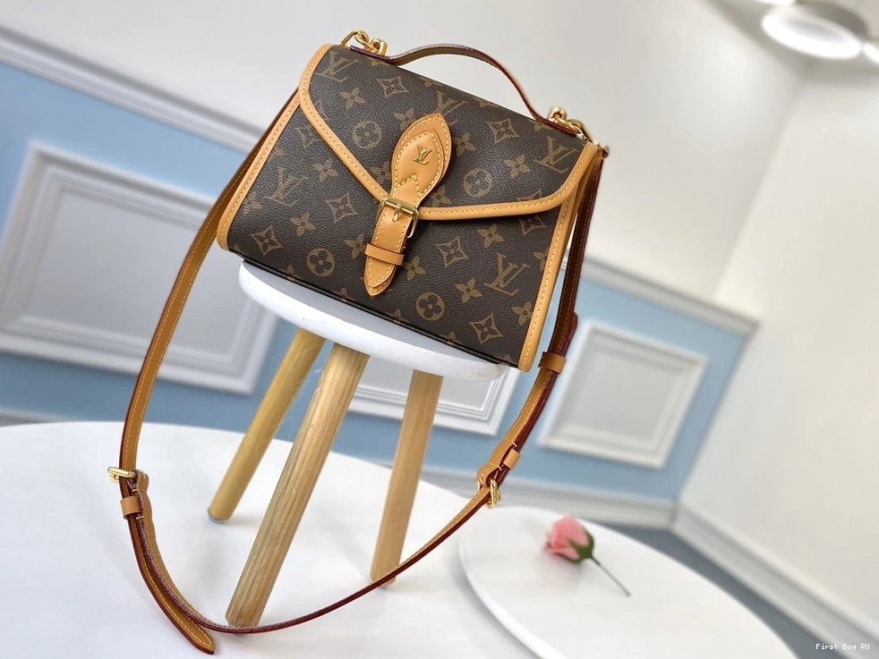 First bag ru LOUIS IVY VUITTON 0813